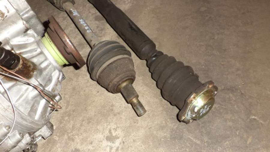 КПП механическая (МКПП) Volkswagen Golf 4 поколение 2000г. | Фото № 4 КПП механическая (МКПП) Volkswagen Golf 4 поколение 2000г. - Фото 4