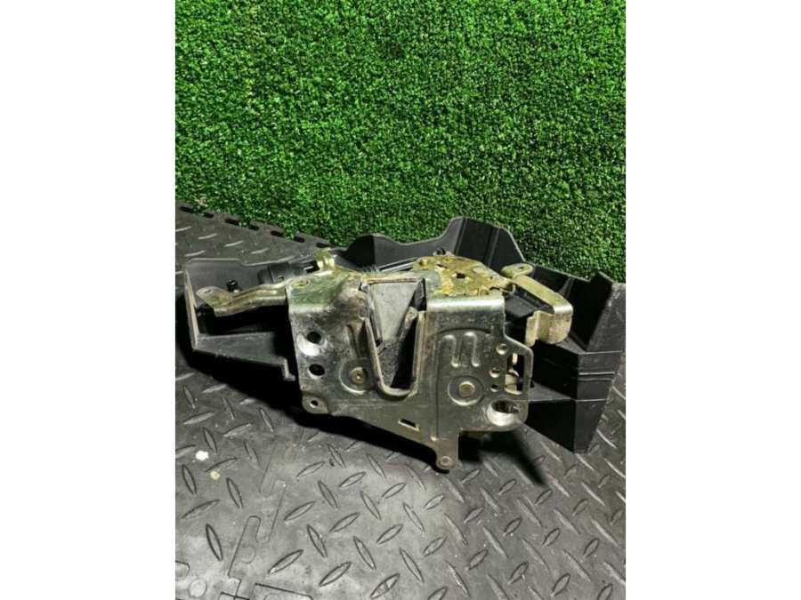 2027330208 Замок двери задней правой  Mercedes E W210 2000г. | Фото № 2  2027330208 Замок двери задней правой  Mercedes E W210 2000г. - Фото 2