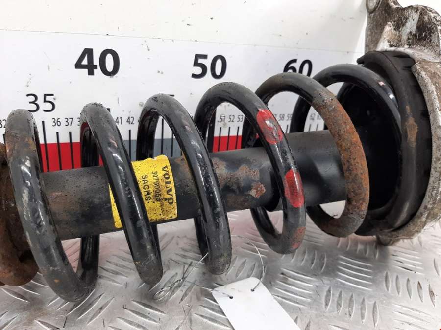 814903002103 Стойка амортизатора заднего правого Volvo XC70 2 (2000-2007) Универсал 2006г. | Фото № 2 814903002103 Стойка амортизатора заднего правого Volvo XC70 2 (2000-2007) Универсал 2006г. - Фото 2