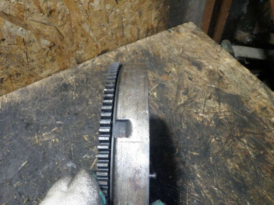 Маховик Audi A6 0000г. | Фото № 2 Маховик Audi A6 0000г. - Фото 2