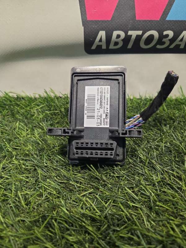 MR3T-14F642-AA Диагностический разъем Ford Mustang 2021г. | Фото № 1 MR3T-14F642-AA Диагностический разъем Ford Mustang 2021г. - Фото 1