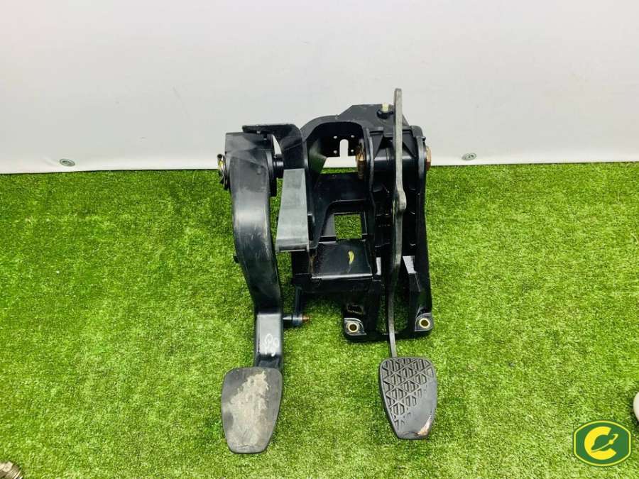 A9012941401 A9012901019 A9012902416 A9012902016 A9012901916 Узел педальный (блок педалей) Mercedes Sprinter 2003г. | Фото № 2 A9012941401 A9012901019 A9012902416 A9012902016 A9012901916 Узел педальный (блок педалей) Mercedes Sprinter 2003г. - Фото 2