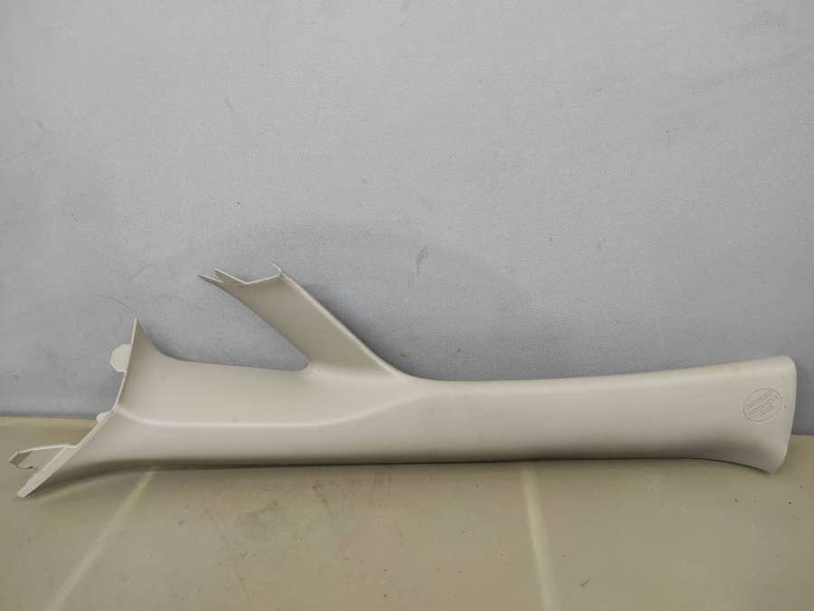 6221208060 Обшивка стойки передней передняя левая Toyota Sienna 2014г. | Фото № 1 6221208060 Обшивка стойки передней передняя левая Toyota Sienna 2014г. - Фото 1