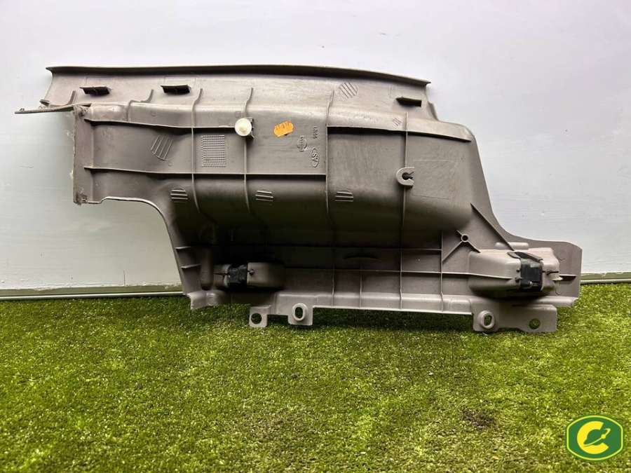 769B7BU000 Накладка на порог  Nissan Almera Tino 2000г. | Фото № 6  769B7BU000 Накладка на порог  Nissan Almera Tino 2000г. - Фото 6