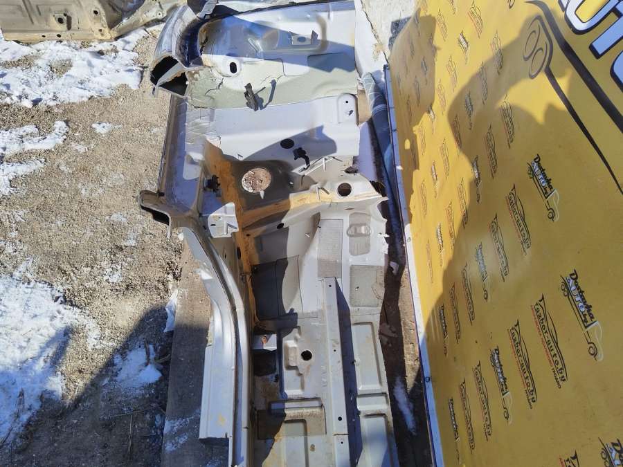 Стойка кузовная передняя левая Citroen Xsara Picasso Минивэн 2000г. | Фото № 8 Стойка кузовная передняя левая Citroen Xsara Picasso Минивэн 2000г. - Фото 8