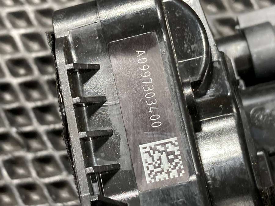 A2227661200A0997303400 Замок двери задней правой Mercedes-Benz S W222/C217/A217 2018г. | Фото № 9 A2227661200A0997303400 Замок двери задней правой Mercedes-Benz S W222/C217/A217 2018г. - Фото 9