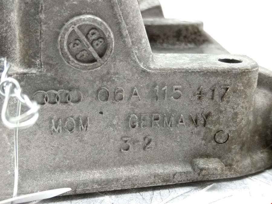 06A115417 Корпус масляного фильтра Volkswagen Bora(Jetta) (1998-2005) Седан 1999г. | Фото № 6 06A115417 Корпус масляного фильтра Volkswagen Bora(Jetta) (1998-2005) Седан 1999г. - Фото 6