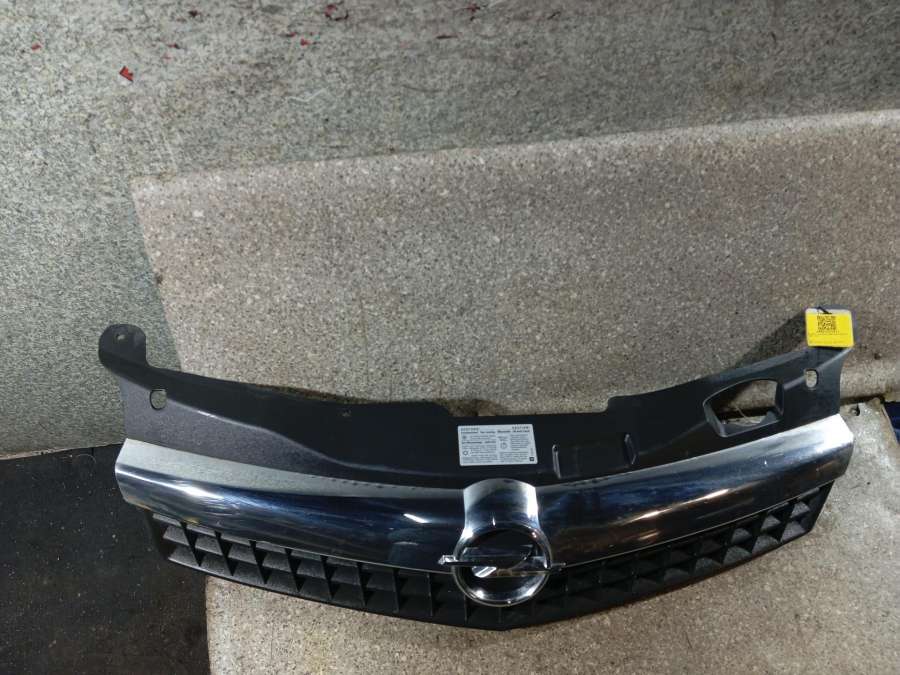 1324708313247179461088395 Решетка радиатора Opel Astra H хэтчбек 2006г. | Фото № 2 1324708313247179461088395 Решетка радиатора Opel Astra H хэтчбек 2006г. - Фото 2