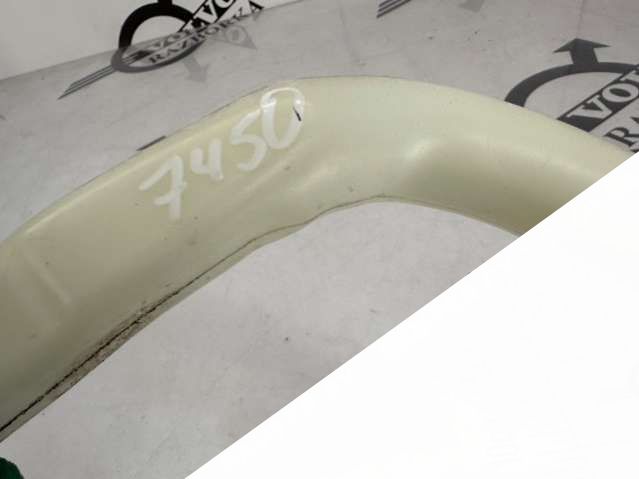 31378734 Горловина бачка омывателя Volvo V90 Cross Country 2018г. | Фото № 3 31378734 Горловина бачка омывателя Volvo V90 Cross Country 2018г. - Фото 3