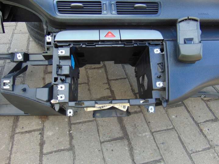 3C0909605N 1K0880201BK 3C1857705F 3C1857706F Подушка безопасности Volkswagen Passat B6 (2005-2010) 2005г. | Фото № 12 3C0909605N 1K0880201BK 3C1857705F 3C1857706F Подушка безопасности Volkswagen Passat B6 (2005-2010) 2005г. - Фото 12