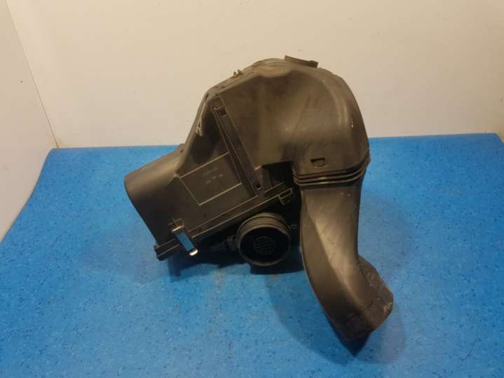 7797460 Корпус воздушного фильтра BMW 1 E87/E8/E82/E88 (2004-2007) 2004г. | Фото № 8 7797460 Корпус воздушного фильтра BMW 1 E87/E8/E82/E88 (2004-2007) 2004г. - Фото 8