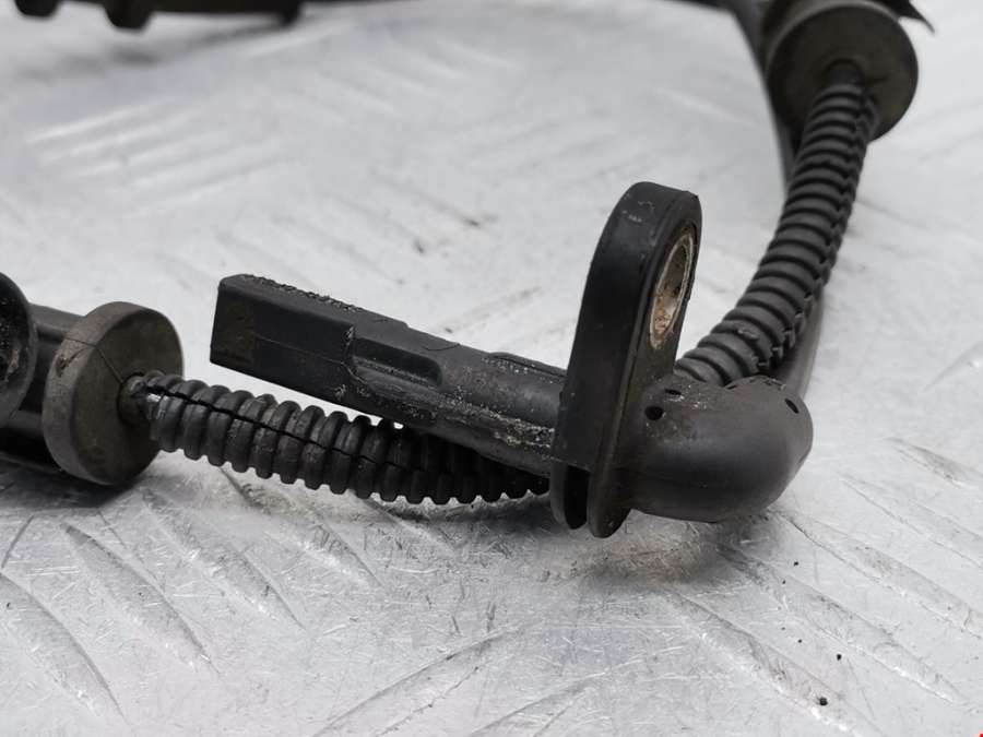 Датчик ABS передний Opel Astra J (2009-2018) Хетчбэк 5дв. 2010г. | Фото № 2 Датчик ABS передний Opel Astra J (2009-2018) Хетчбэк 5дв. 2010г. - Фото 2