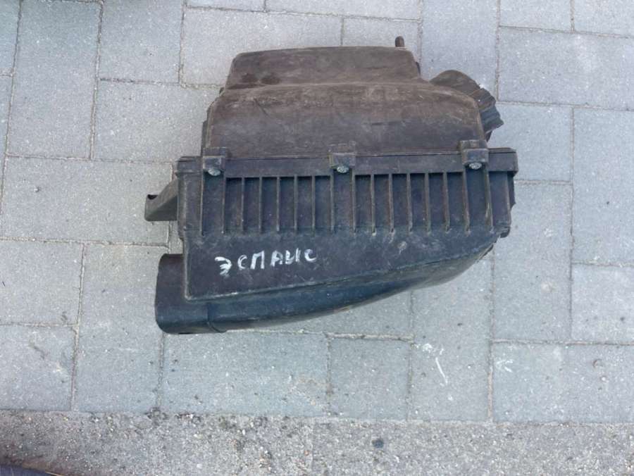 Корпус воздушного фильтра Renault Espace 3 2000г. | Фото № 2 Корпус воздушного фильтра Renault Espace 3 2000г. - Фото 2