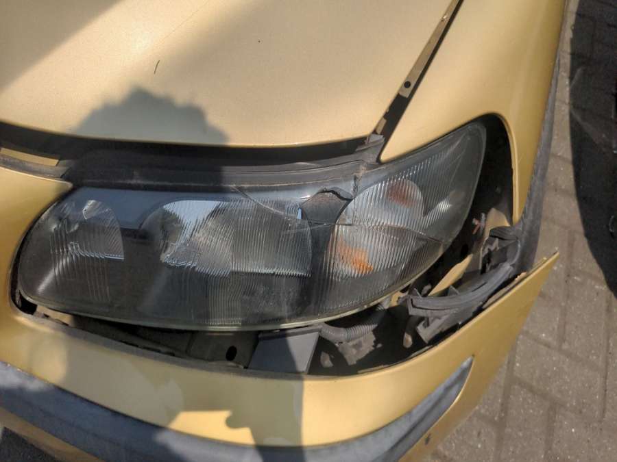 Суппорт задний правый Volvo S60 1 (2000-2009) Седан 2001г. | Фото № 8 Суппорт задний правый Volvo S60 1 (2000-2009) Седан 2001г. - Фото 8