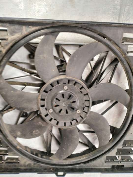 8509740 Вентилятор радиатора BMW 5 F10/F11/GT F07 (2009-2013) 2009г. | Фото № 2 8509740 Вентилятор радиатора BMW 5 F10/F11/GT F07 (2009-2013) 2009г. - Фото 2