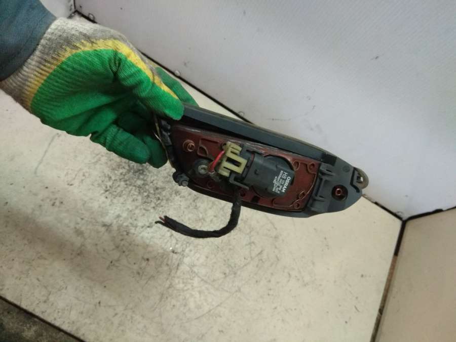 A1638200128 Фара противотуманная левая  Mercedes-Benz M W163 1999г. | Фото № 2  A1638200128 Фара противотуманная левая  Mercedes-Benz M W163 1999г. - Фото 2