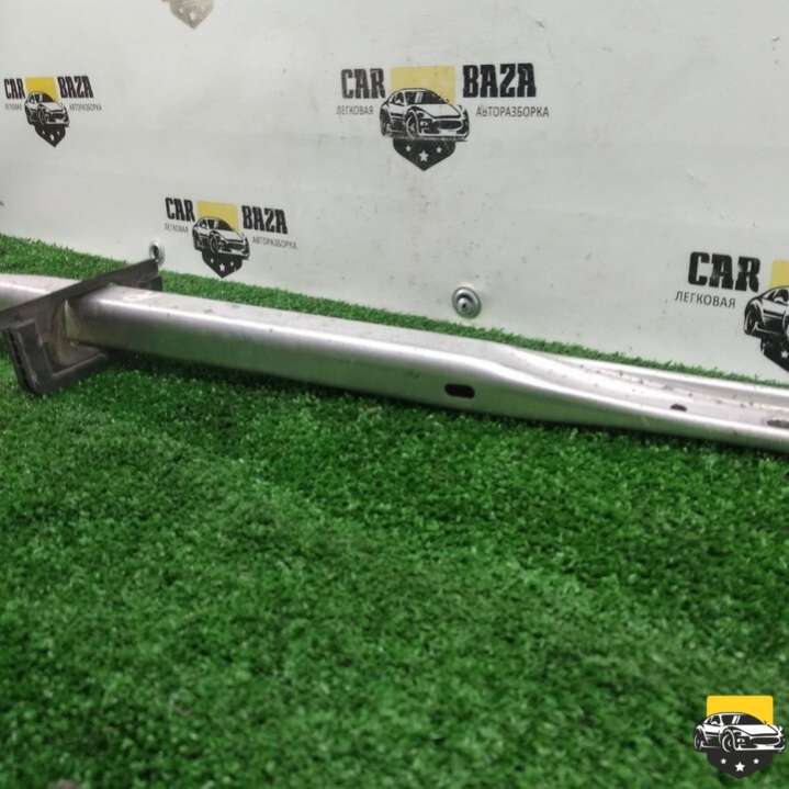 8W0805646B Кронштейн  Audi A4 2017г. | Фото № 2  8W0805646B Кронштейн  Audi A4 2017г. - Фото 2