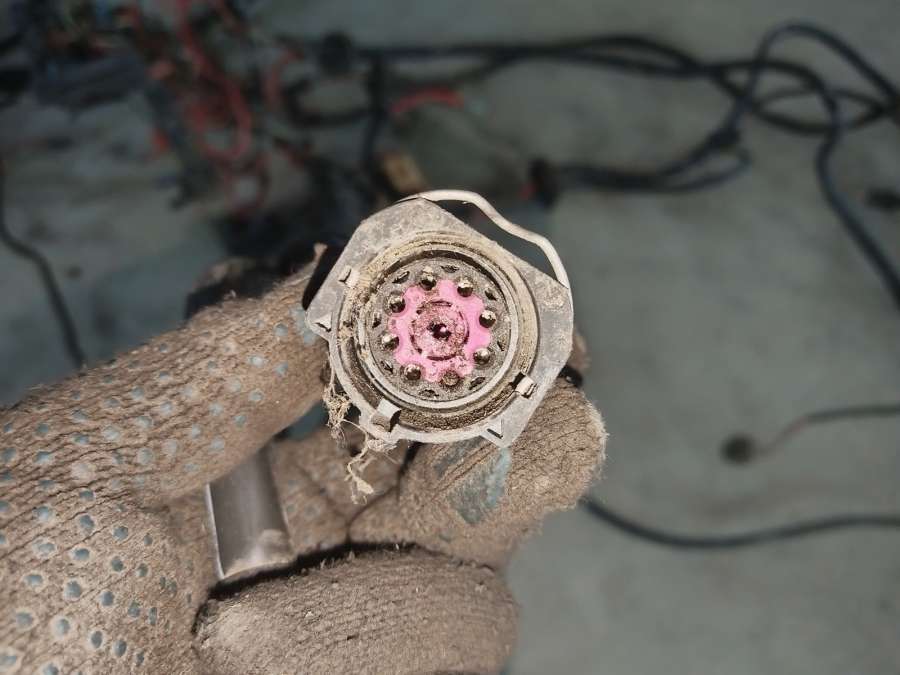 Проводка Volkswagen Passat Седан 1998г. | Фото № 3 Проводка Volkswagen Passat Седан 1998г. - Фото 3