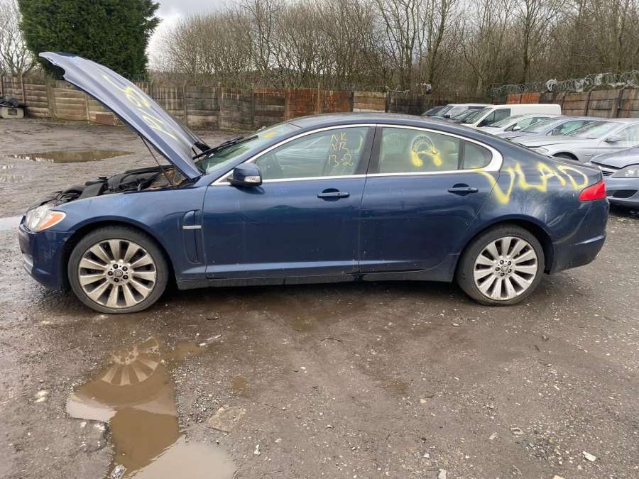 8X2314540AD Блок управления стеклоподъемниками Jaguar XF (X250) (2007-2015) Седан 2008г. | Фото № 7 8X2314540AD Блок управления стеклоподъемниками Jaguar XF (X250) (2007-2015) Седан 2008г. - Фото 7