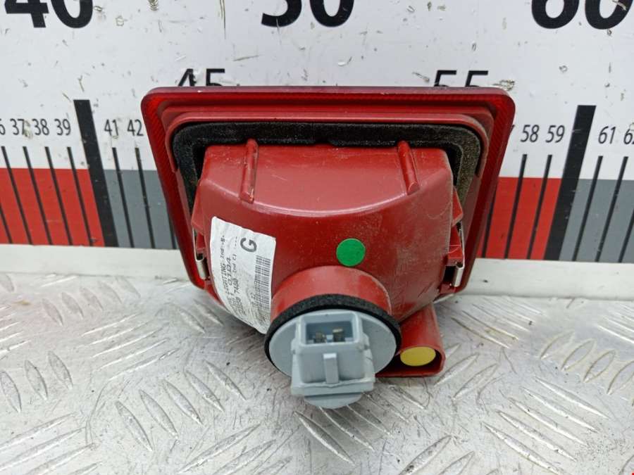 25610104 Фонарь крышки багажника левый Peugeot 407 (2004-2010) Универсал 2008г. | Фото № 3 25610104 Фонарь крышки багажника левый Peugeot 407 (2004-2010) Универсал 2008г. - Фото 3