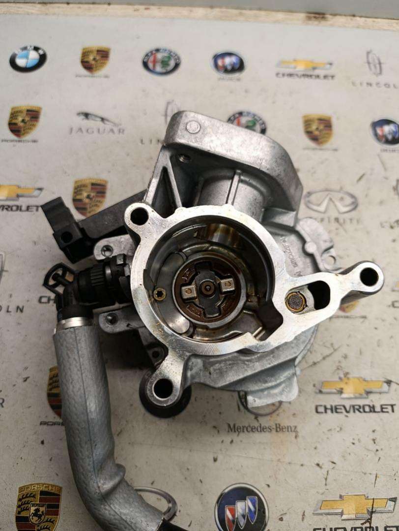 06N145100G Насос вакуумный Audi A5 F5 2022г. | Фото № 3 06N145100G Насос вакуумный Audi A5 F5 2022г. - Фото 3