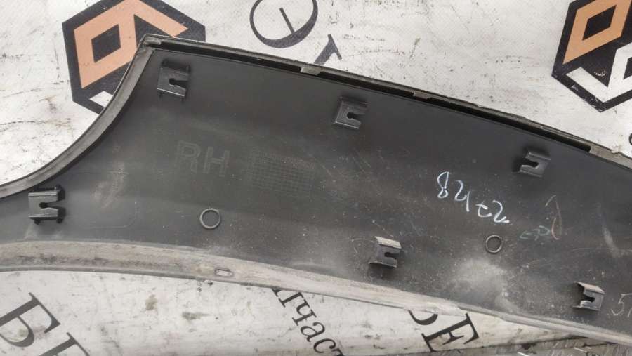 Молдинг крыла заднего правого Kia Sportage 2004г. | Фото № 6 Молдинг крыла заднего правого Kia Sportage 2004г. - Фото 6