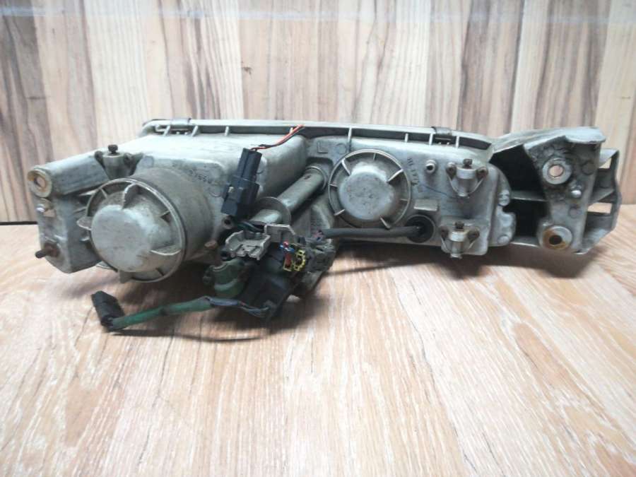 041323 Фара левая  Mazda 626 GE (1992-1997) 1995г. | Фото № 2  041323 Фара левая  Mazda 626 GE (1992-1997) 1995г. - Фото 2