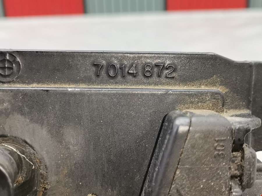 7014872 Сервопривод (электропривод моторчик привода) замка крышки багажника BMW 7-Series (E65/E66) (2001-2008) Седан 2004г. | Фото № 5 7014872 Сервопривод (электропривод моторчик привода) замка крышки багажника BMW 7-Series (E65/E66) (2001-2008) Седан 2004г. - Фото 5