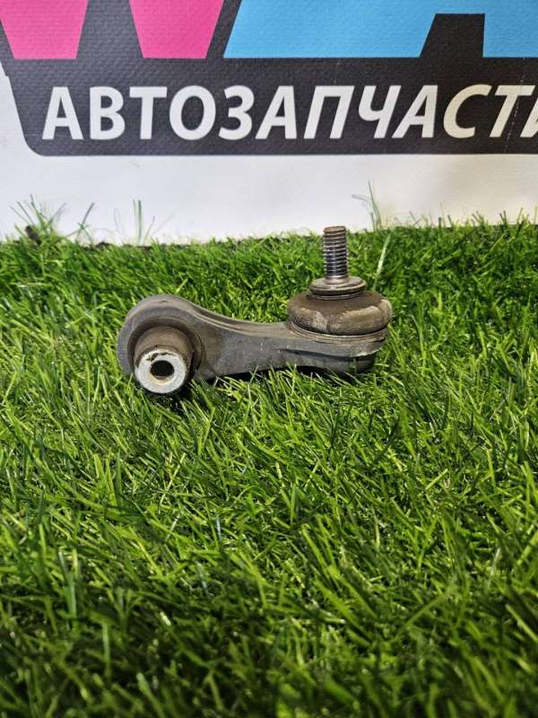 Стойка стабилизатора задняя Volkswagen Passat 2016г. | Фото № 6 Стойка стабилизатора задняя Volkswagen Passat 2016г. - Фото 6