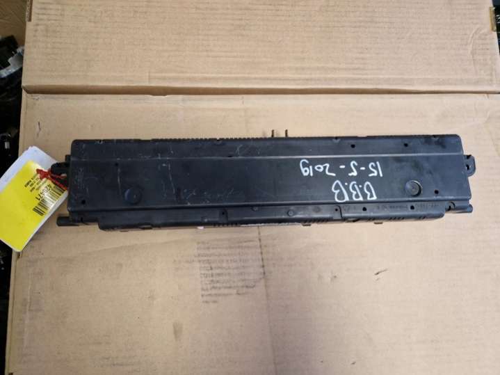 8200461294H Щиток приборов (приборная панель) Renault Scenic 2 поколение (2003-2006) 2003г. | Фото № 3 8200461294H Щиток приборов (приборная панель) Renault Scenic 2 поколение (2003-2006) 2003г. - Фото 3