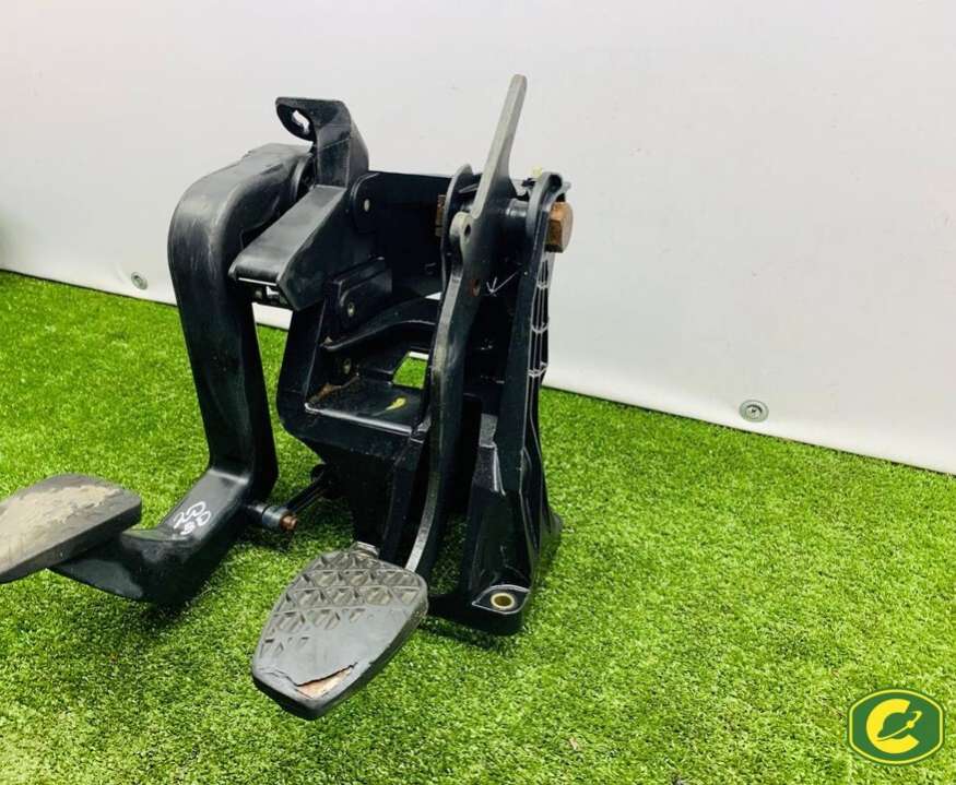 A9012941401 A9012901019 A9012902416 A9012902016 A9012901916 Узел педальный (блок педалей) Mercedes Sprinter 2003г. | Фото № 4 A9012941401 A9012901019 A9012902416 A9012902016 A9012901916 Узел педальный (блок педалей) Mercedes Sprinter 2003г. - Фото 4