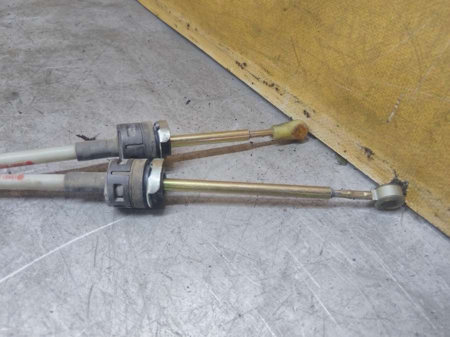 Трос кулисы КПП Seat Toledo Седан 1999г. | Фото № 4 Трос кулисы КПП Seat Toledo Седан 1999г. - Фото 4