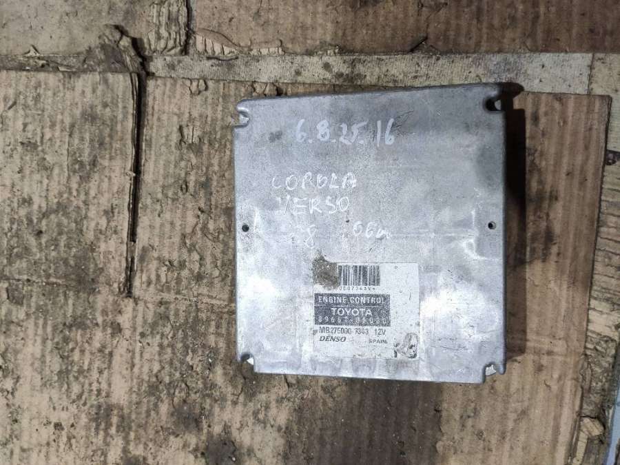 896610F030 Блок управления двигателем  Toyota Corolla VERSO 2 2006г. | Фото № 1  896610F030 Блок управления двигателем  Toyota Corolla VERSO 2 2006г. - Фото 1