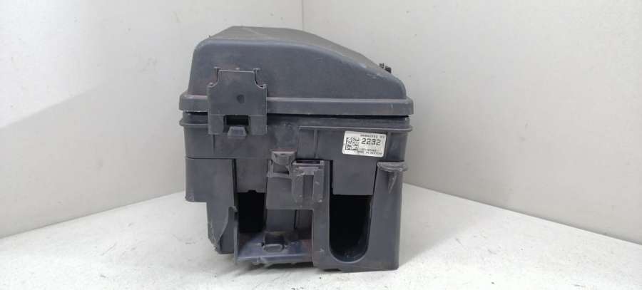 95942232-01812461952 Блок предохранителей  Chevrolet Cruze J300 седан 2014г. | Фото № 5  95942232-01812461952 Блок предохранителей  Chevrolet Cruze J300 седан 2014г. - Фото 5