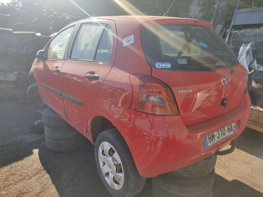 Петля двери задней правой Toyota Yaris 2 (2005-2011) Хетчбэк 5дв. 2008г. | Фото № 4 Петля двери задней правой Toyota Yaris 2 (2005-2011) Хетчбэк 5дв. 2008г. - Фото 4