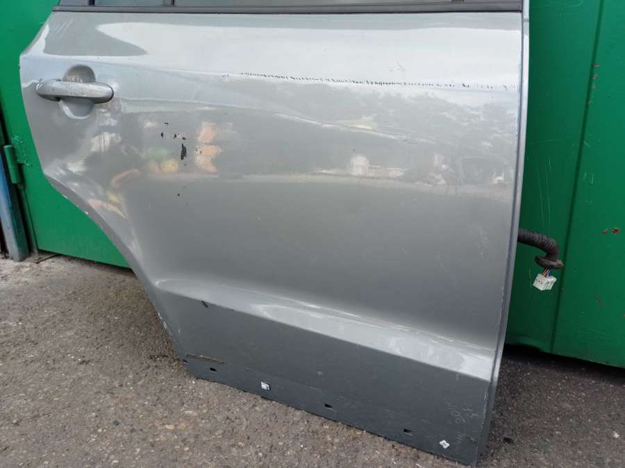 Дверь задняя правая Hyundai Santa Fe 2007г. | Фото № 2 Дверь задняя правая Hyundai Santa Fe 2007г. - Фото 2