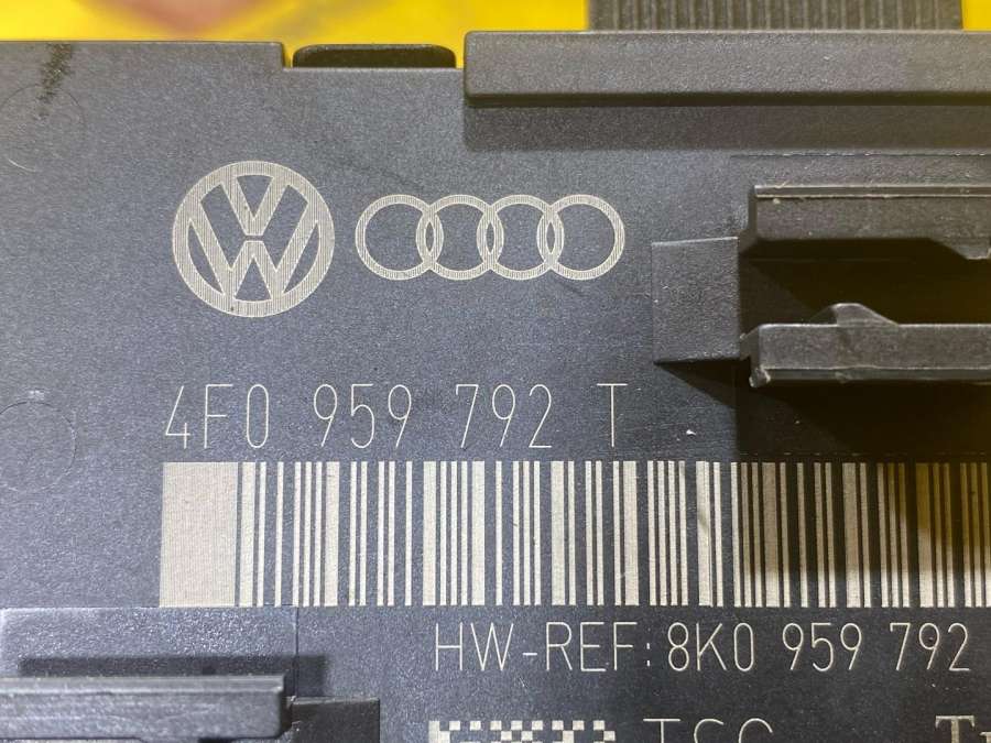 4F0959792T Блок управления двери Audi Audi Q7 4L рест. 2013 0000г. | Фото № 2 4F0959792T Блок управления двери Audi Audi Q7 4L рест. 2013 0000г. - Фото 2