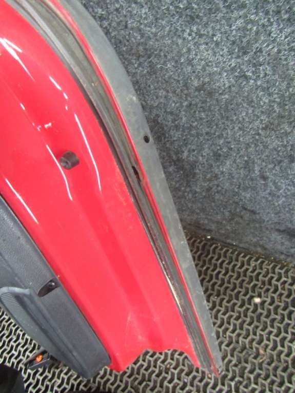 Дверь задняя правая Volkswagen Polo 2009г. | Фото № 3 Дверь задняя правая Volkswagen Polo 2009г. - Фото 3