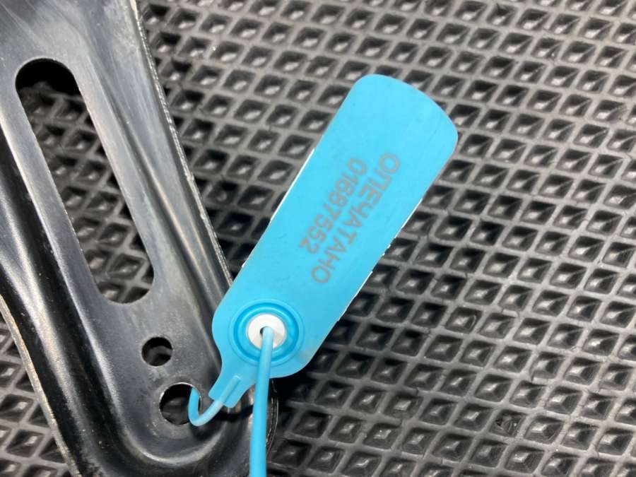 62471L2000 Кронштейн балки правый Kia K5 3 2020г. | Фото № 6 62471L2000 Кронштейн балки правый Kia K5 3 2020г. - Фото 6