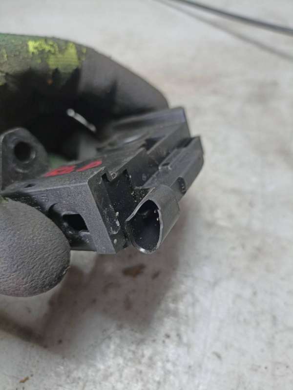 A2048703158A2048800260 Замок капота левый Mercedes-Benz CLS AMG C257 C257 2018г. | Фото № 2 A2048703158A2048800260 Замок капота левый Mercedes-Benz CLS AMG C257 C257 2018г. - Фото 2