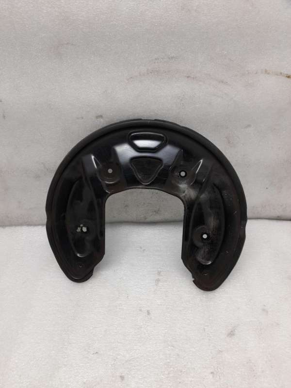 A0004230100 Кожух защитный тормозного диска Mercedes E W213 2019г. | Фото № 2 A0004230100 Кожух защитный тормозного диска Mercedes E W213 2019г. - Фото 2