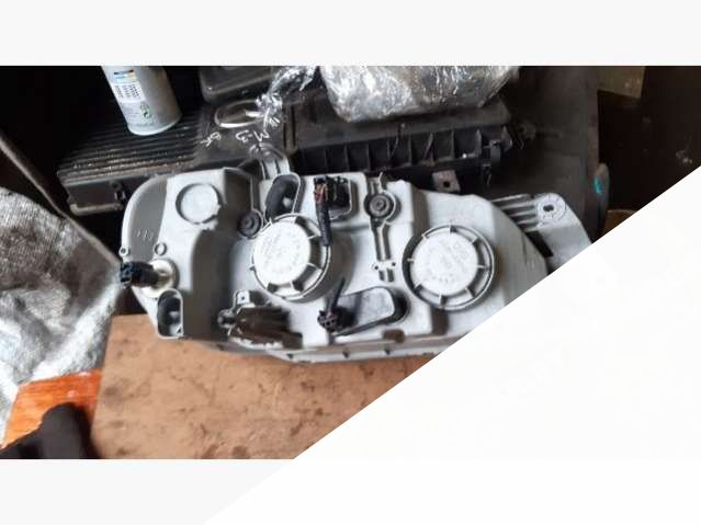 Фара левая  Kia Carnival 2004г. | Фото № 2   Фара левая  Kia Carnival 2004г. - Фото 2