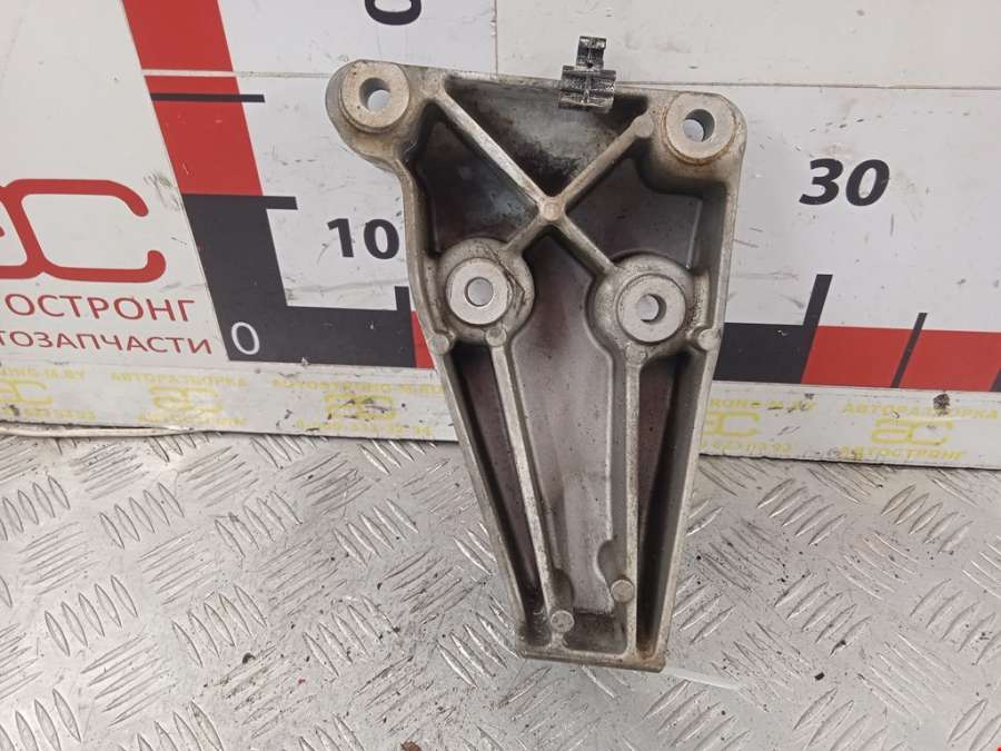 6788610 Кронштейн (крепление лапа) двигателя BMW 3-Series (F30/F31/F34/F35) (2011-2020) Седан 2012г. | Фото № 2 6788610 Кронштейн (крепление лапа) двигателя BMW 3-Series (F30/F31/F34/F35) (2011-2020) Седан 2012г. - Фото 2