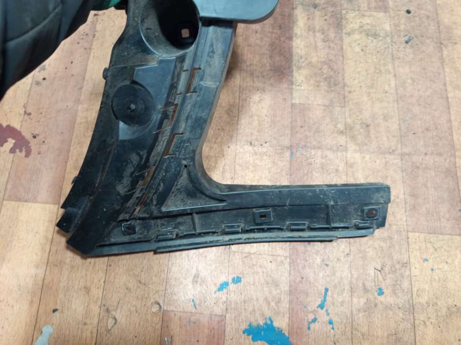 08620567 Кронштейн крепления бампера заднего Volvo XC90 внедорожник 2005г. | Фото № 8 08620567 Кронштейн крепления бампера заднего Volvo XC90 внедорожник 2005г. - Фото 8