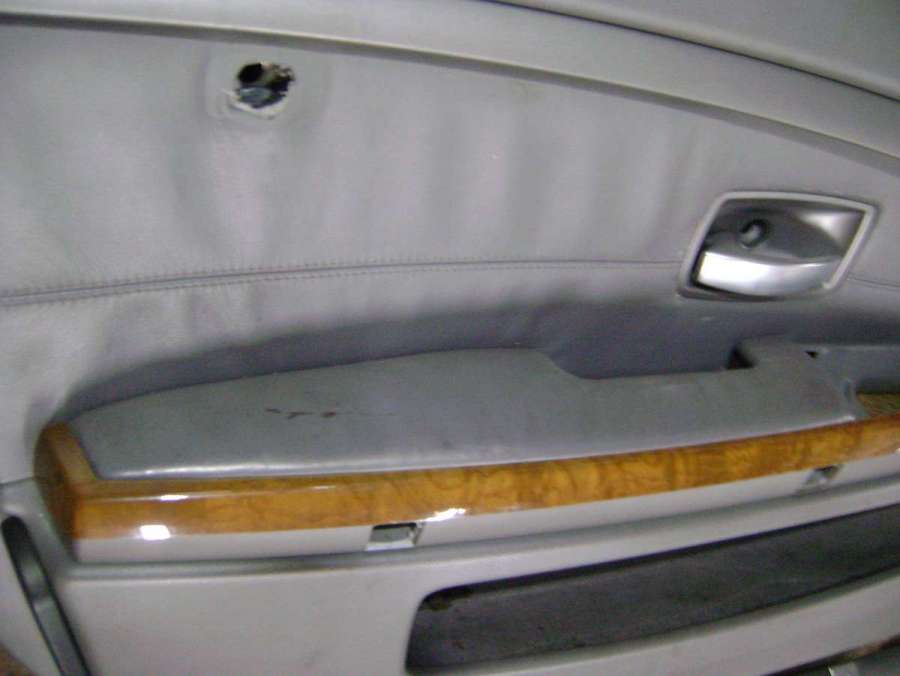 Обшивка дверей (комплект)  BMW 7 E65/E66 2002г. | Фото № 16   Обшивка дверей (комплект)  BMW 7 E65/E66 2002г. - Фото 16