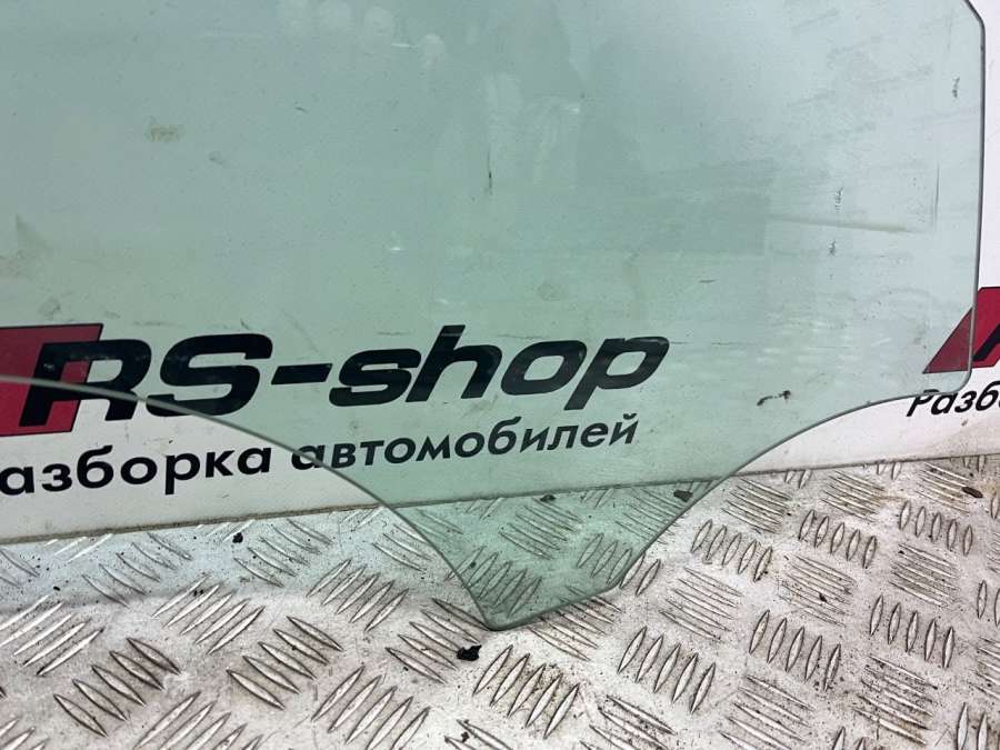 Стекло двери передней правой  Audi A7 1 (S7,RS7) 2012г. | Фото № 3   Стекло двери передней правой  Audi A7 1 (S7,RS7) 2012г. - Фото 3