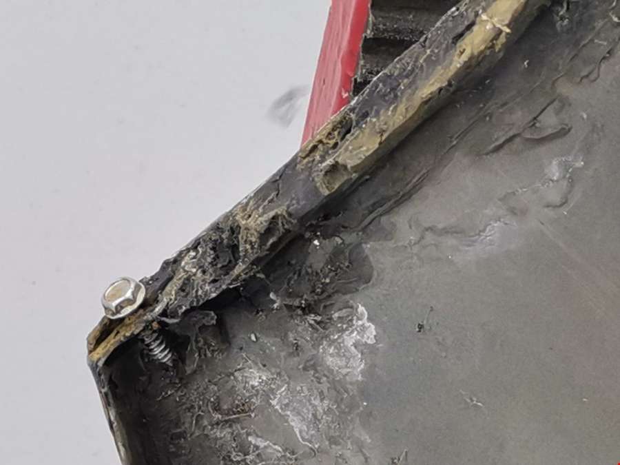 Крыло переднее правое Mercedes C-Class (W204) (2006-2015) Седан 2008г. | Фото № 7 Крыло переднее правое Mercedes C-Class (W204) (2006-2015) Седан 2008г. - Фото 7