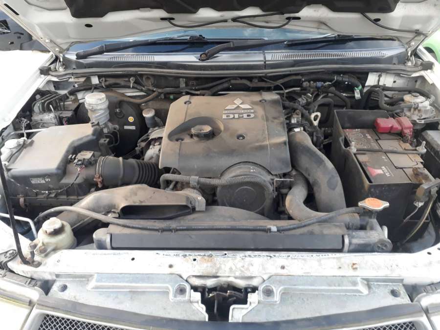 AE0620402750 Стеклоподъемник электрический двери передней правой Mitsubishi L200 4 (2006-2015) Пикап 2012г. | Фото № 9 AE0620402750 Стеклоподъемник электрический двери передней правой Mitsubishi L200 4 (2006-2015) Пикап 2012г. - Фото 9