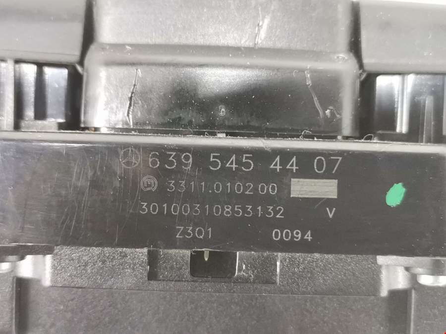 A6395454407 Кнопка аварийной сигнализации Mercedes Vito (W639) (2003-2014) Фургон 2010г. | Фото № 5 A6395454407 Кнопка аварийной сигнализации Mercedes Vito (W639) (2003-2014) Фургон 2010г. - Фото 5