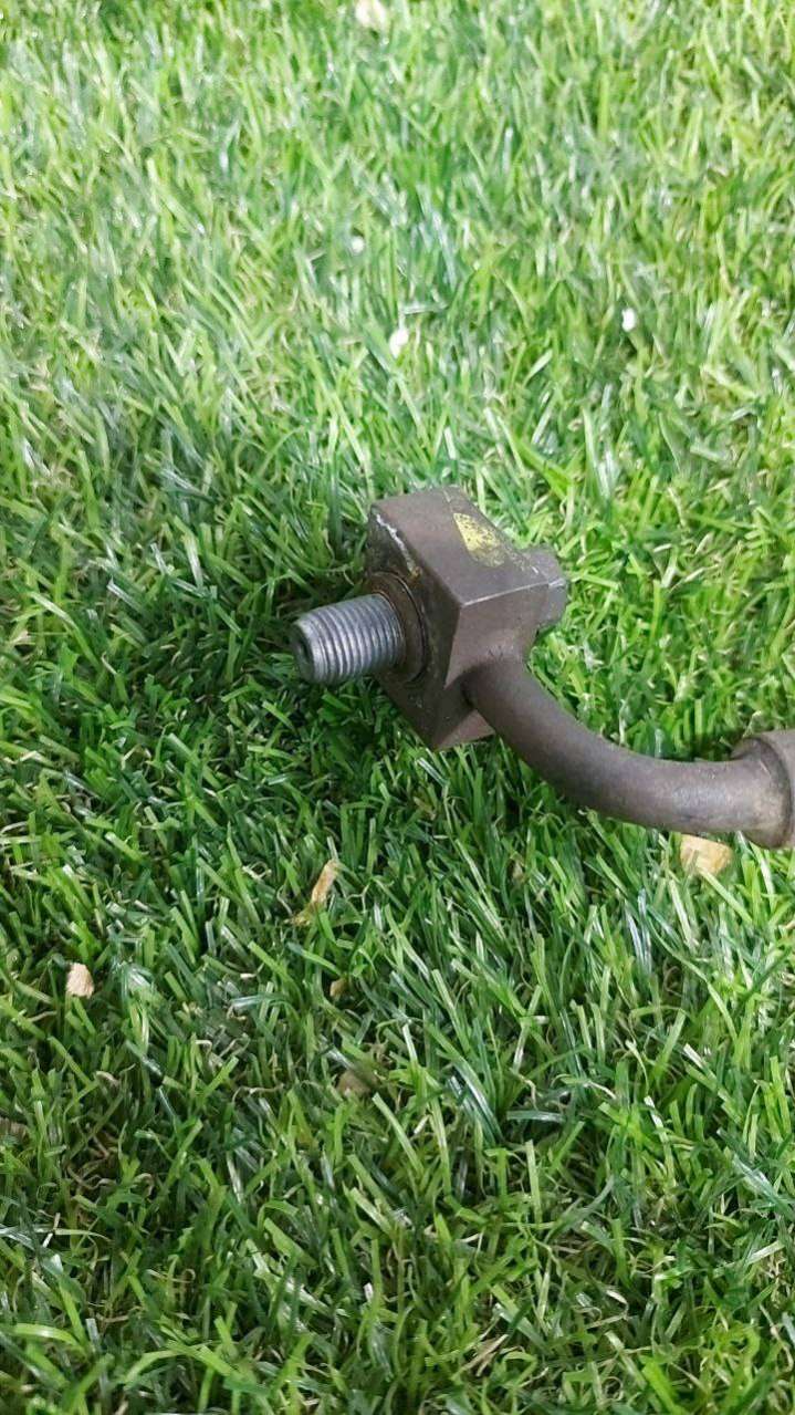 Шланг тормозной заднего правого  Tesla Model 2016г. | Фото № 2   Шланг тормозной заднего правого  Tesla Model 2016г. - Фото 2